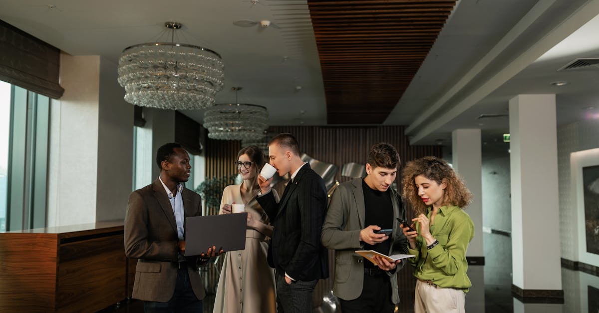 在线双语服务团队:炒股平台代理怎么收费